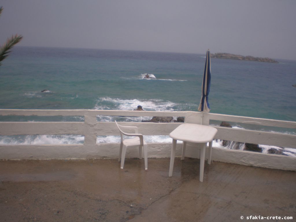 Photo report of a visit around Loutro and Sfakia, October 2007